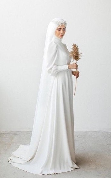 Simple High-neck Chiffon Sheath Muslim Wedding Dress