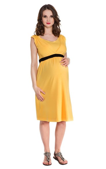 Sleeveless Scoop Neck Knee-length Chiffon Dress