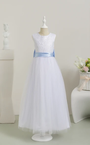 White Scoop Sleeveless Tulle A-line Communion Dress with Back Bow