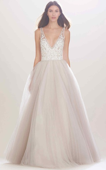 A-Line Sleeveless Appliqued V-Neck Tulle Simple Wedding Dress With Beading And Illusion