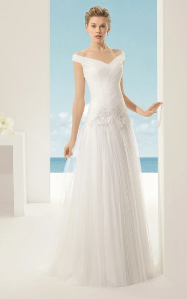 Off Top-Ruched Dress With Aplliques And Pleats