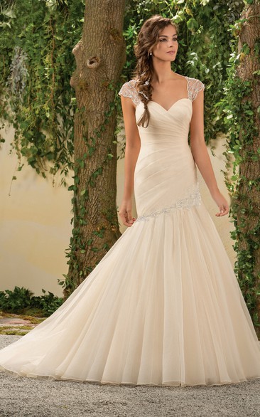 Cap-Sleeved Mermaid Wedding Dress With Jewels And V-Back