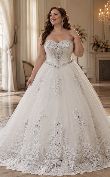 Luxurious Sweetheart Ball Gown Wedding Dress Crystal Beadings Long Train