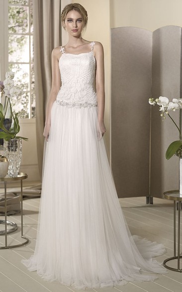 A-Line Floor-Length Appliqued Sleeveless Spaghetti Tulle Wedding Dress With Waist Jewellery And Pleats
