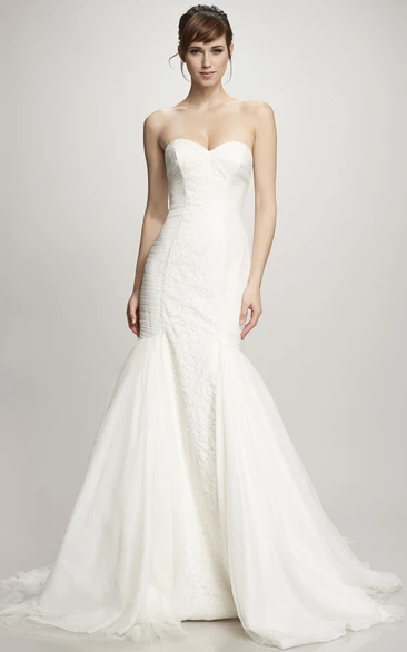 Trumpet Long Sweetheart Lace&Tulle Wedding Dress With Ruching And Brush Train