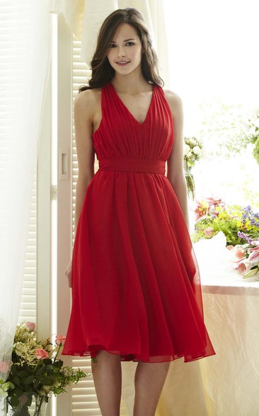 Knee-Length A-Line Ruched V-Neck Sleeveless Chiffon Bridesmaid Dress