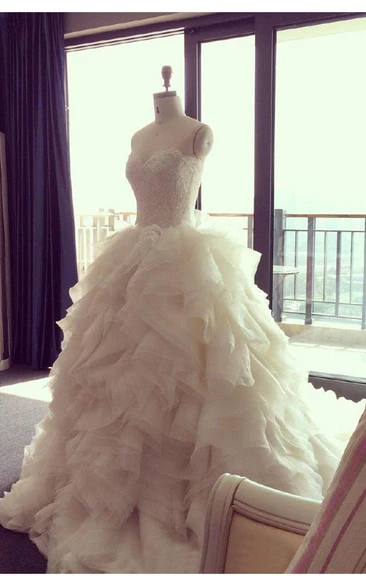 Elegant Ruffles Appliques Beadings Tulle Wedding Dress Spaghetti Strap