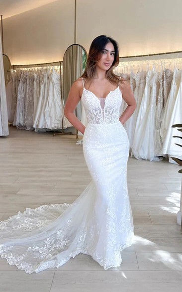 Spaghetti Sexy Mermaid Lace Wedding Dress with Tulle Train