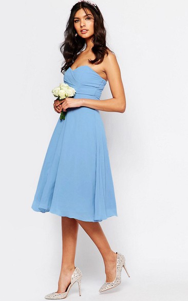 Sweetheart Knee-Length Chiffon Bridesmaid Dress With Ruching And Zipper