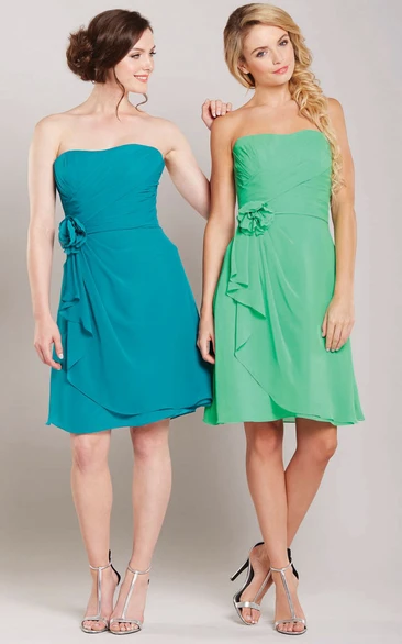 Knee-Length Strapless Ruched Draped Chiffon Bridesmaid Dress With Flower