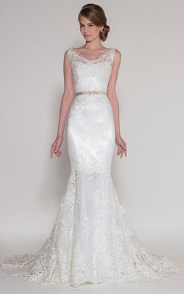 Mermaid Sleeveless Jeweled V-Neck Lace Wedding Dress