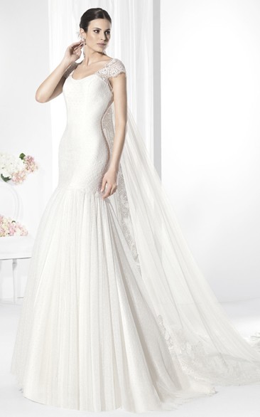 Trumpet Scoop-Neck Cap-Sleeve Maxi Tulle Wedding Dress With Appliques And V Back