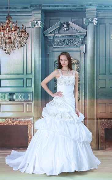 Noble Pick-Up Strapped Beading and Ball-Gown With Lace