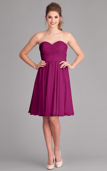 Knee-Length Criss-Cross Sleeveless Sweetheart Chiffon Bridesmaid Dress
