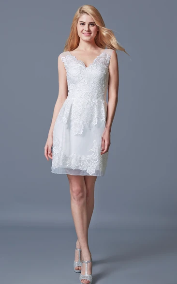 Elegant Sleeveless A-line Short Lace Dress With Pleats