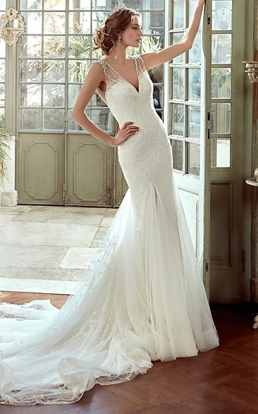 V-Neck Sheath Court-Train Wedding Dress with Mermaid Style and Open Back 