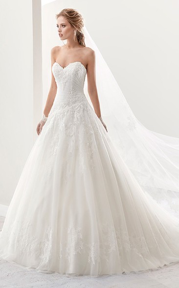 Classic Sweetheart A-Line Lace Gown With Brush Train