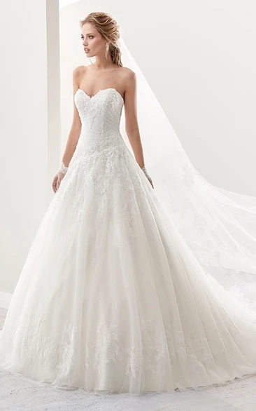 Classic Sweetheart A-Line Lace Gown With Brush Train