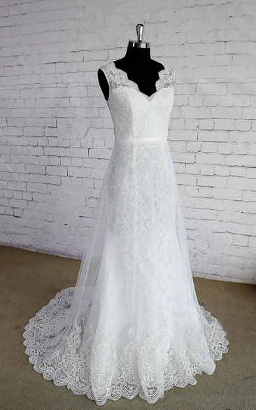 Sleeveless V-Neck A-Line Lace Bridal Dress With Low-V Back