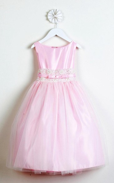 Tea-Length Tiered Bowed Tulle&Lace Flower Girl Dress With Sash