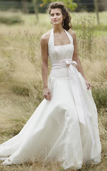 Maxi Halter Appliqued Chiffon Wedding Dress With Sweep Train