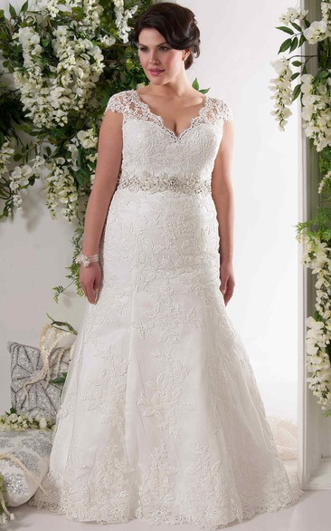 A-Line Cap-Sleeve Appliqued V-Neck Floor-Length Lace Plus Size Wedding Dress With Waist Jewellery