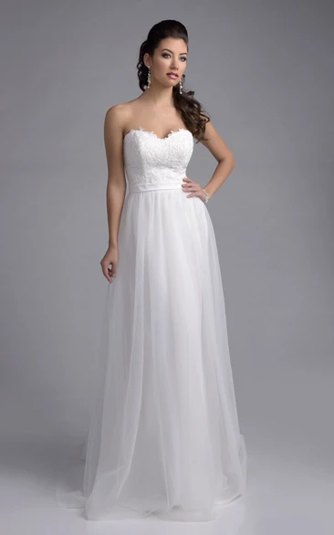 Sweetheart Tulle A-line Wedding Dress With Lace Bodice 