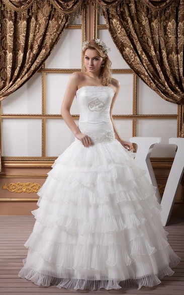 Sleeveless Ruched Appliques and Ball-Gown With Rhinestone
