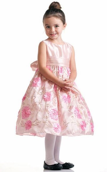 Floral Tea-Length Bowed Flower Girl Dress With Embroidery