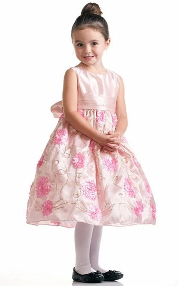 Floral Tea-Length Bowed Flower Girl Dress With Embroidery