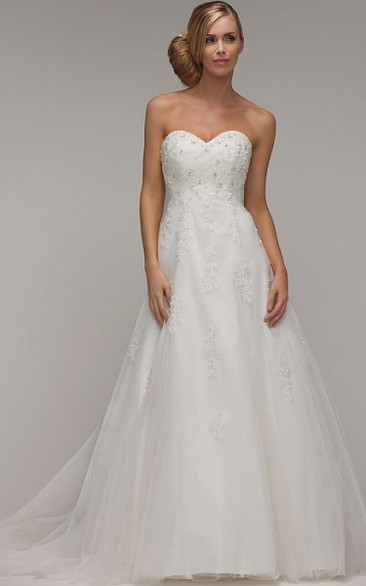 A-Line Sweetheart Criss-Cross Tulle Wedding Dress With Beading And Lace Up