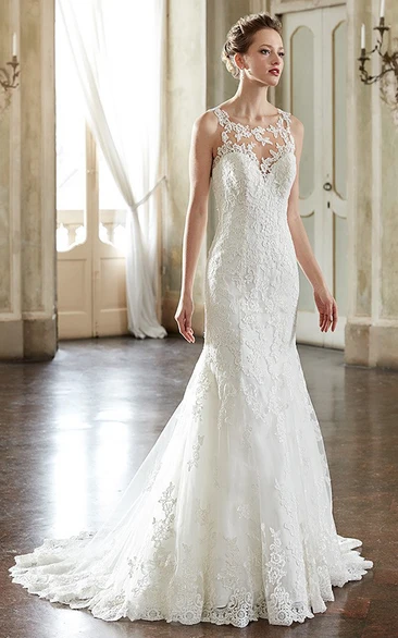 Sheath Sleeveless Scoop-Neck Floor-Length Appliqued Lace Wedding Dress