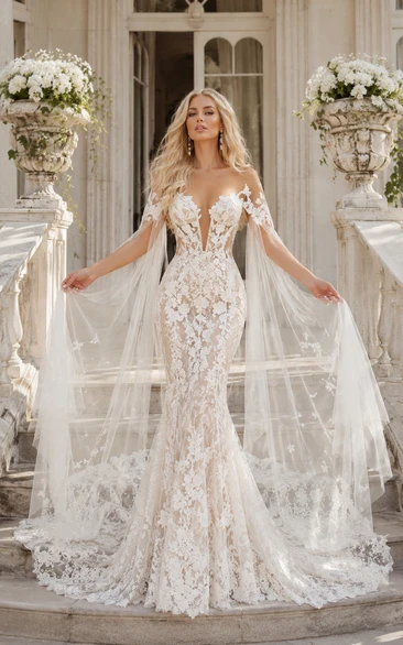 Robe de mariée sirène en dentelle à épaules dénudées avec cape en tulle amovible