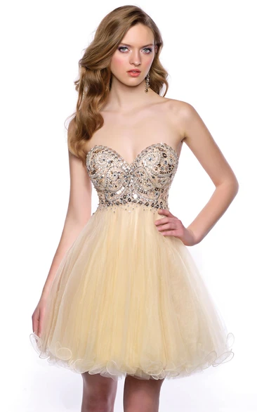 Tulle Sweetheart A-Line Short Homecoming Dress With Crystal Embellishment