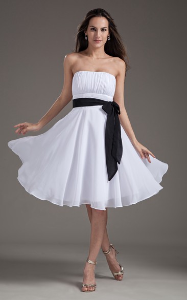 Chiffon Strapless Knee-Length Dress With Sash and Bow