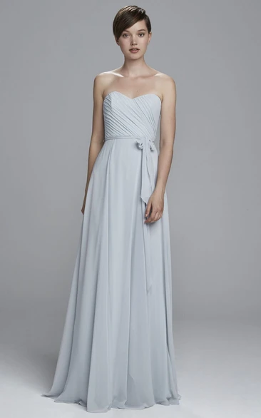 A-Line Ruched Sweetheart Floor-Length Sleeveless Chiffon Bridesmaid Dress With Bow And Pleats