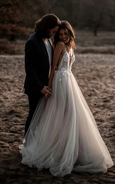 Sexy Spaghetti Plunged Empire Tulle Flowy Country Summer Wedding Dress