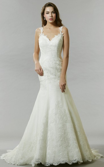 A-Line Appliqued Floor-Length Sleeveless Lace Wedding Dress With Backless Style And Beading
