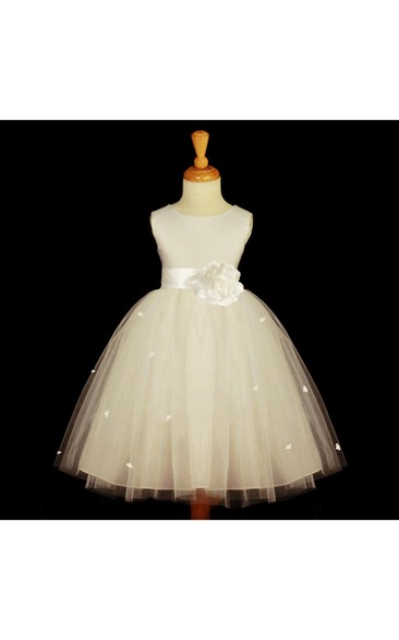Sleeveless Scoop Neckline Empire Tulle Ball Gown With Flower and Bow