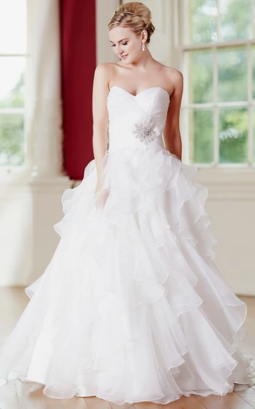 A-Line Sweetheart Ruffled Floor-Length Tulle Wedding Dress Styles With Criss Cross And Broach