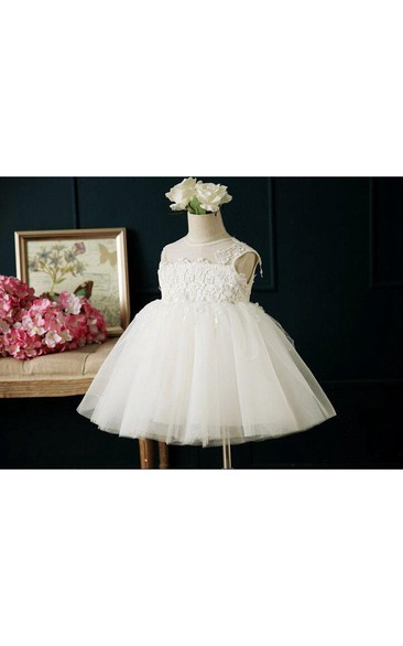 Illusion Neckline Sleeveless Pleated A-line Tulle Short Dress With Appliques