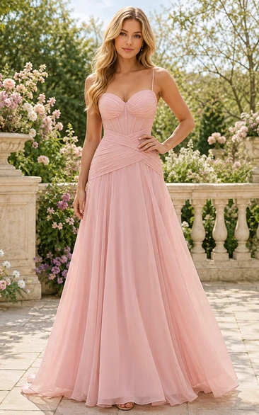 Vestido de dama de honor de gasa rosa rubor talla grande, corte en A, escote corazón y corpiño fruncido.