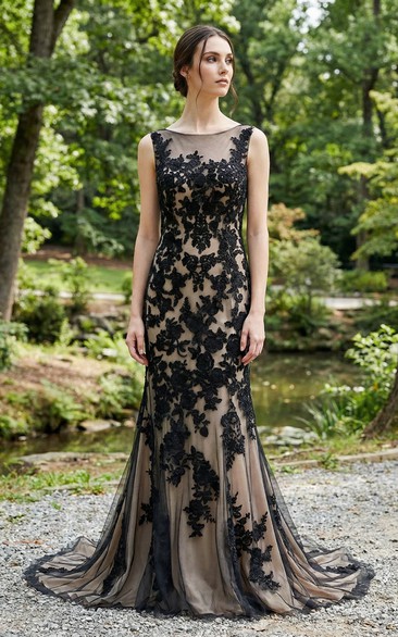 Bateau Neck Mermaid Lace Wedding Gown