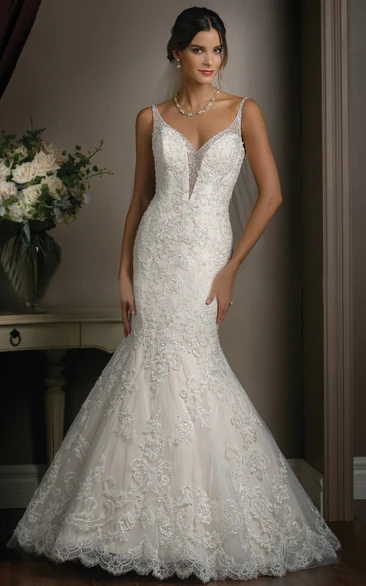 V-neck Mermaid Wedding Dress with Spaghetti Straps and Deep V-back