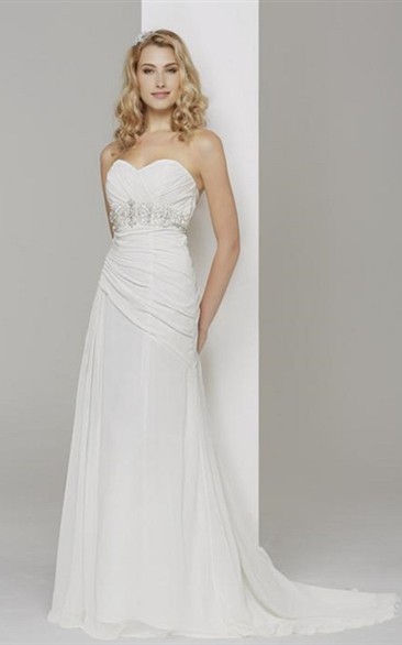 Floor-Length Sweetheart Ruched Chiffon Wedding Dress With Brush Train