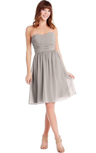 Knee-Length Criss-Cross Sweetheart Sleeveless Chiffon Muti-Color Convertible Bridesmaid Dress