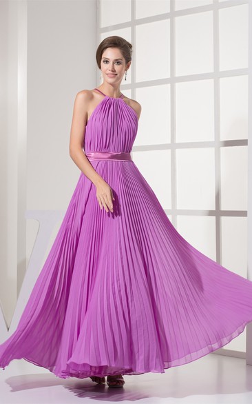 Sleeveless Floor-Length A-Line Dress With Overall Ruched Design