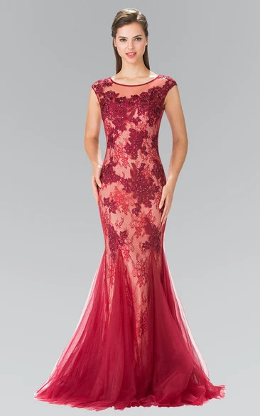 Trumpet Scoop-Neck Cap-Sleeve Lace Tulle Illusion Dress With Appliques