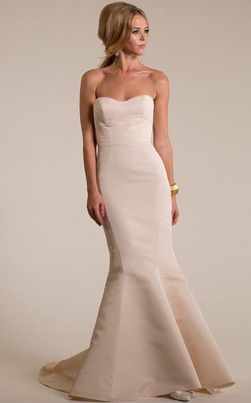 Sheath Long Sweetheart Satin Wedding Dress With Deep-V Back