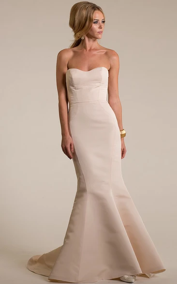 Sheath Long Sweetheart Satin Wedding Dress With Deep-V Back